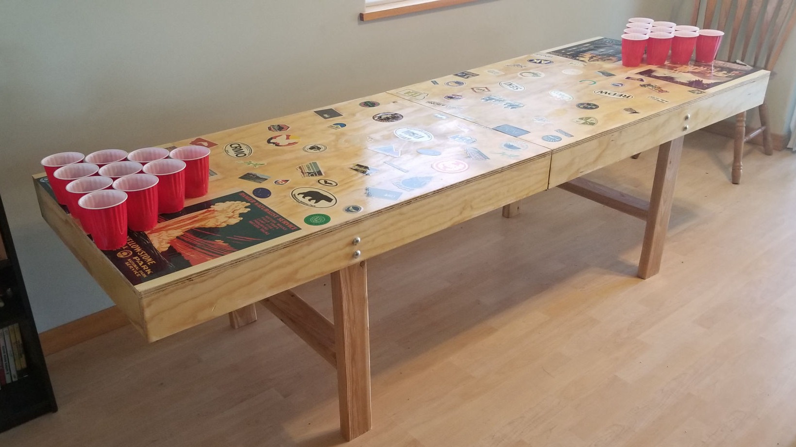 Beer Pong Table with Wood Print